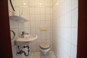 Gäste-WC - Einfamilienhaus mit 79,00 m² in Bonn - Geislar zum Kaufen