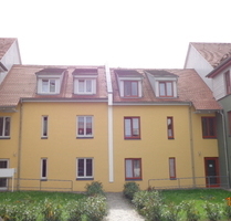 schöne, kleine Wohnung mit Balkon - Naumburg Zentrum