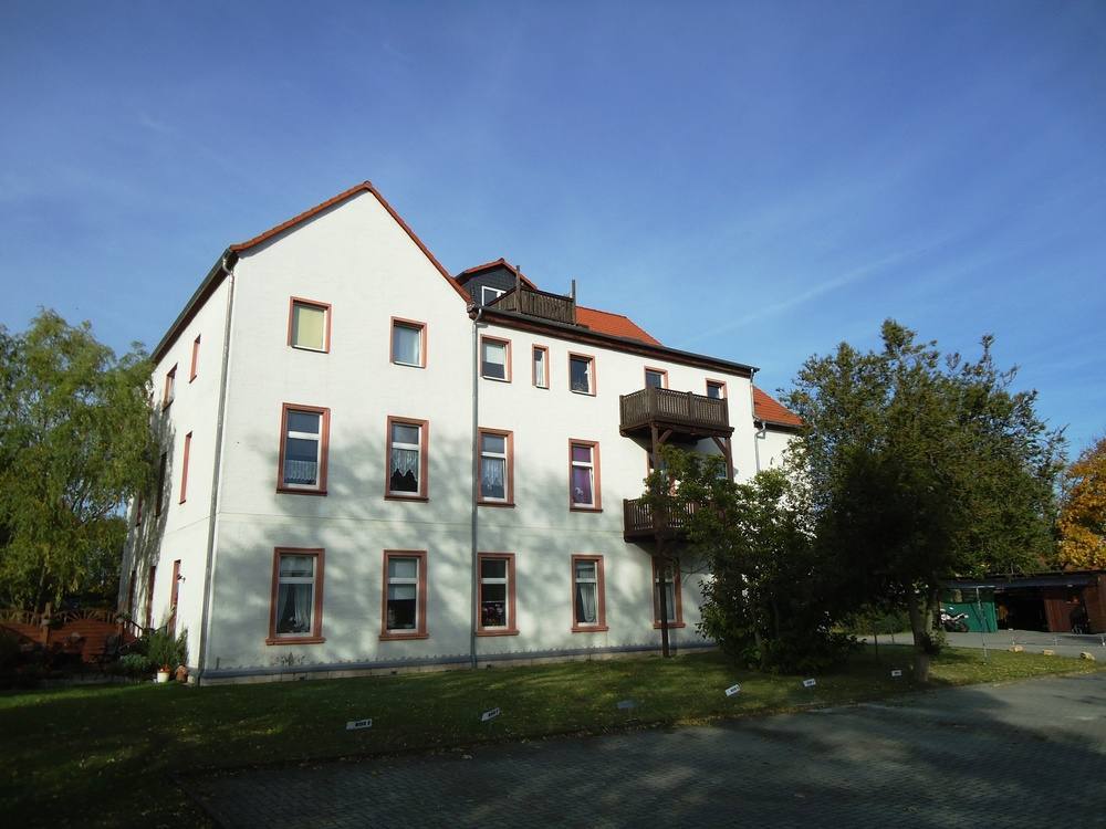 gemütliche, kleine 2-Raum-Wohnung mit Stellplatz - Naumburg Naumburg (Saale)