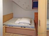 neues breites Bett - 2 Zimmer Etagenwohnung in Magdeburg