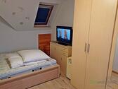 TV im Schlafzimmer - Etagenwohnung mit 64,00 m² in Magdeburg zur Miete