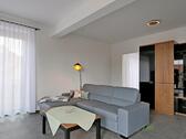 Sitzecke und Blick zum Schlafzimmer - 2 Zimmer Etagenwohnung in Erfurt