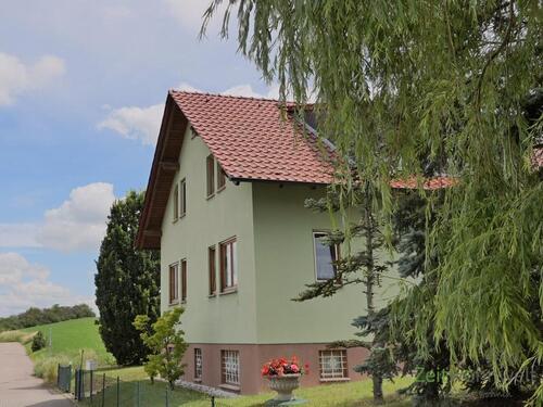 Außenansicht - (EF0035_M) Erfurt: Tiefthal, möblierte 1,5-Zimmer-Wohnung mit WLAN und Balkon für Berufspendler in ruhiger Vorortlage