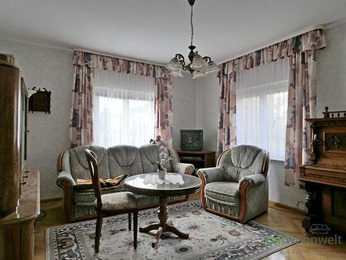 Blick ins Wohnzimmer - 3 Zimmer Etagenwohnung zur Miete in Jena