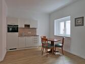 neue Küche und Sitzecke - 2 Zimmer Etagenwohnung zur Miete in Dresden