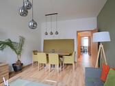 Wohnzimmer-Esstisch neben der Tür - Etagenwohnung mit 61,40 m² in Chemnitz zur Miete