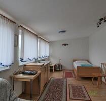 (EF1122_M) Kassel-Landkreis: Baunatal, kleines möblierte Apartment in ruhiger Wohnlage, WLAN