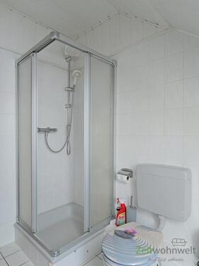 Dusche und WC - 