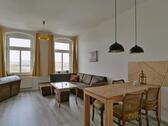 Blick ins Wohnzimmer - (EF1104_M) Dresden: Leipziger Vorstadt, zentrumsnahe, großzügig möblierte Wohnung mit Aufzug und Balkon