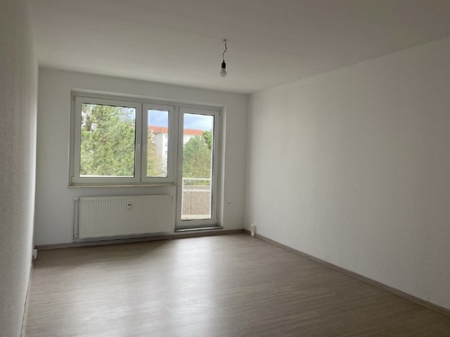 Wohnzimmer - 3 Zimmer 3- Zimmerwohnung zum Kaufen in Eisenach