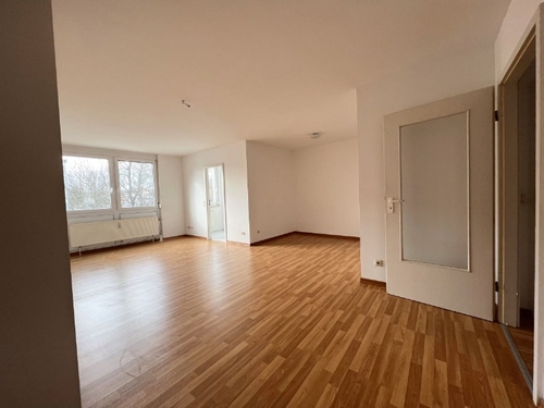 Wohnzimmer - 2 Zimmer Etagenwohnung zur Miete in Gotha