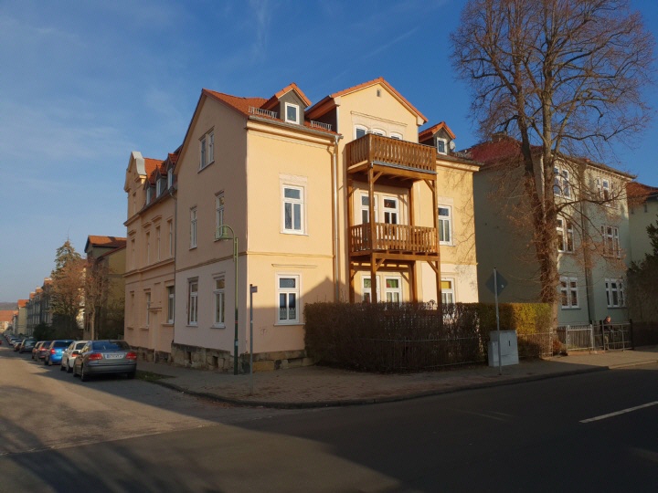 Schönes Mehrfamilienhaus zu verkaufen - Gotha Reinhardsbrunner Straße