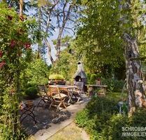 Baugrundstück mit Wochenendhaus und kreativ angelegtem Garten in Grünheide, OT Hangelsberg