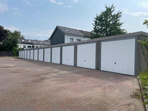 Garage 2 - *Neu* 13 Garagen in Henstedt-Ulzburg, Lohering stehen zum Verkauf. Eine Investition in die Zukunft