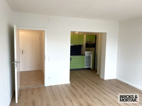 Flur & Küche - Etagenwohnung mit 45,72 m² in Augsburg zum Kaufen