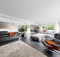 Exklusives, großes Einfamilienhaus in guter und ruhiger Ortsrand-Lage - Eisingen