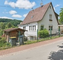 Vielseitiges Zweifamilienhaus mit Ausblick und Garten - Weilrod Rod An Der Weil