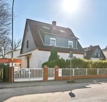 Familienfreundliches Haus mit zwei separaten Einheiten - Maintal Dörnigheim