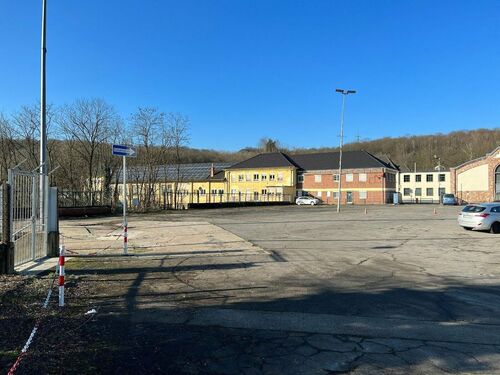 Foto - Parkplätze bzw. Parkfläche zu vermieten Saarbrücken-Jägersfreude