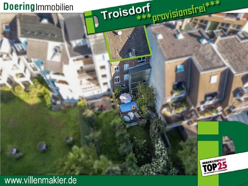 Luftbild - Selbstgestaltungsprojekt im Herzen von Troisdorf: Denkmalgeschütztes Dachgeschossapartment