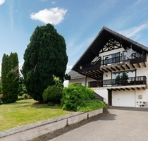 Großzügiges Haus mit großem Garten in Peterswald-Löffelscheid
