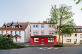 Frontansicht - Wohn- und Geschäftshaus in der Münsinger Innenstadt - 3 Wohnungen und 1 Gewerbeeinheit