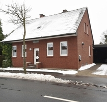 Zweifamilienhaus auf großem Grundstück vor den Toren von Papenburg! - Westoverledingen