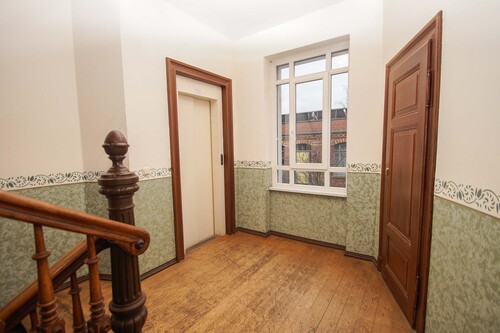 Aufzug - 2 Zimmer Etagenwohnung zum Kaufen in Leipzig