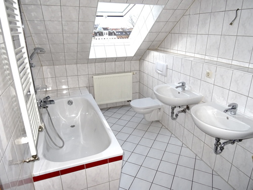 Referenzbild Bad - Etagenwohnung mit 55,83 m² in Leipzig zum Kaufen
