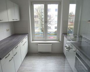 Frisch renoviert mit neuem Bad, Einbauküche und Balkon - Jessen Bundesweit - Sachsen-Anhalt - Wittenberg - Jessen