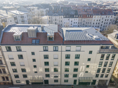 Vogelperspektive - Panoramablick über die Südvorstadt: 2-Raum-ETW mit Loggia