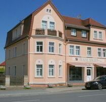 Schicke Wohnung nähe Stadkern - 330,00 EUR  pro  Monat Kaltmiete, ca.  52,50 m² Wohnfläche in Bernsdorf (PLZ: 02994)