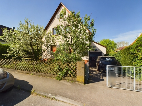 Außenaufnahme - 6 Zimmer Einfamilienhaus zum Kaufen in Bietigheim-Bissingen / Bietigheim
