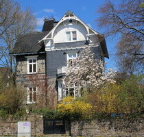 Freistehende Altbauvilla auf großzügigem Grundstück - Wuppertal / Cronenberg-Mitte