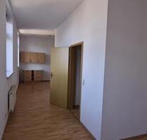 Schöne Singlewohnung ohne Einbauküche in Wohnkomplex in Eisenberg