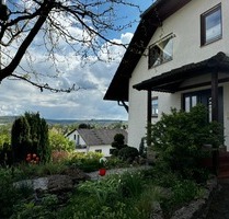 Hochwertiges & einmaliges Traumhaus mit 360 Grad Blick & Naturgarten & 2 PV Anlagen ! - Solms Niederbiel
