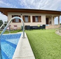 Haus mit Schwimmingpool und Sonnenkollektor in Ungarn - Kiskundorozsma