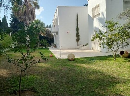 Bild 1 - Villa am Meer - 979.000,00 EUR Kaufpreis, ca.  600,00 m² Wohnfläche