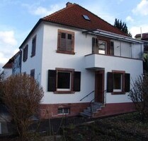Sanierungsbedürftiges Einfamilienhaus mit Einliegerwohnung - Bad Dürkheim