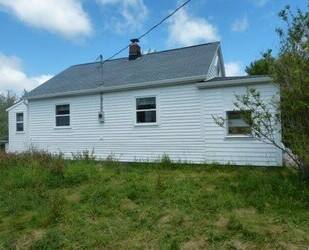 Haus mit Wasserfront in Kanada - 125.000,00 EUR Kaufpreis, ca.  64,00 m² Wohnfläche in Nova Scotia B0T 1V0 (PLZ: )