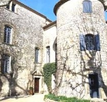 Superb listed Castle built in the 13th century and overhauled over the - AIGALIERS