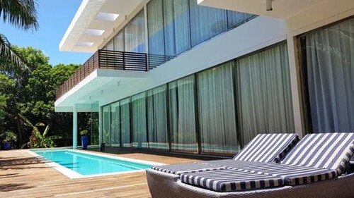 Bild 1 - Traumhaft schöne Villa 4 Suiten mit Pool in Meernähe