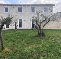 Steinvilla in Istrien Kroatien - 1.150.000,00 EUR Kaufpreis, ca.  400,00 m² Wohnfläche in Brtonigla (PLZ: 10431)