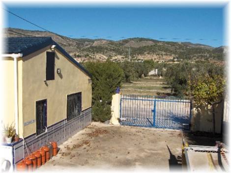 Bild 4 - Einfamilienhaus mit 100,00 m² in Onil / Alicante Espania zum Kaufen