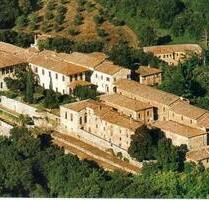 Grosses Landgut im Herzen der Toscana mit Burg + 23 Häusern - Siena