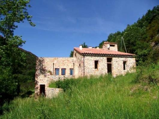 Very charming Catalan stone Mas, exceptional setting, views over the v - CORSAVY