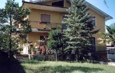 Bild 2 - 7 Zimmer Einfamilienhaus zum Kaufen in Posta Fibreno