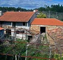 Grosses Naturstein-Dorfhaus mit Innenhof und eigenem Brunnen - Pedrogao Grande