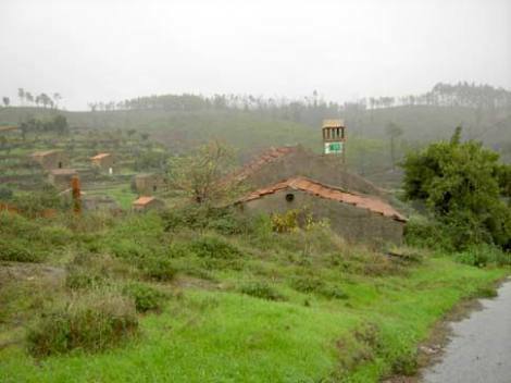 Bild 1 - Praktisches Landhaus in der grünen Hügellandschaft am Dorfra