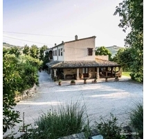Agriturismo in Pineto Abruzzen - 12.000.000,00 EUR Kaufpreis, ca.  407,00 m² Wohnfläche in Pineto (PLZ: 64025)